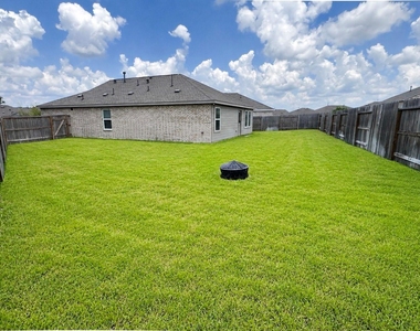 18819 Ribolla Drive - Photo Thumbnail 6