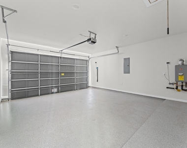 7909 Wild Thicket Drive - Photo Thumbnail 25