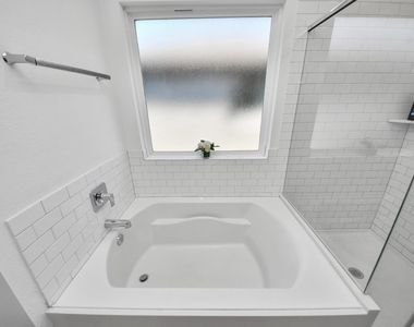 7006 Halifax Harvest Lane - Photo Thumbnail 5