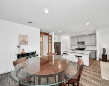 7006 Halifax Harvest Lane - Photo Thumbnail 14