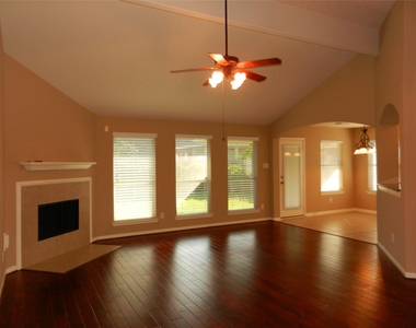 7810 Foster Brook Lane - Photo Thumbnail 7