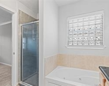 3806 Meads Meadow Meadow - Photo Thumbnail 19