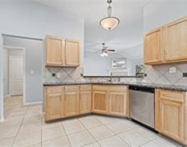 3806 Meads Meadow Meadow - Photo Thumbnail 9