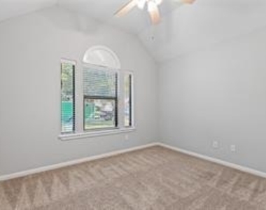3806 Meads Meadow Meadow - Photo Thumbnail 23
