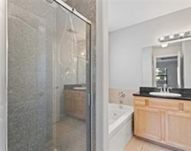 3806 Meads Meadow Meadow - Photo Thumbnail 17