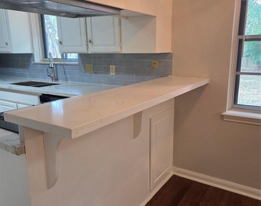 1510 Neptune Lane - Photo Thumbnail 11