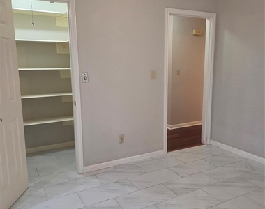 1510 Neptune Lane - Photo Thumbnail 16