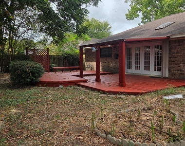 1510 Neptune Lane - Photo Thumbnail 29