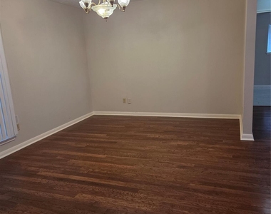 1510 Neptune Lane - Photo Thumbnail 4