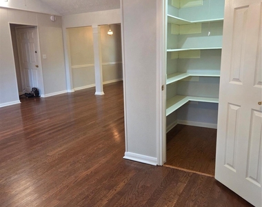 1510 Neptune Lane - Photo Thumbnail 10