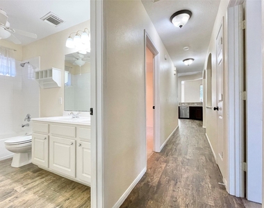 90 N Creekmist Place - Photo Thumbnail 24