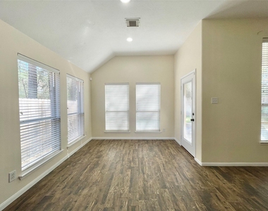 90 N Creekmist Place - Photo Thumbnail 21