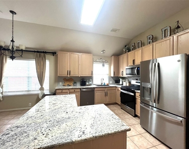 2102 Louetta Spring Drive - Photo Thumbnail 2