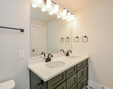 31911 Sky Ridge Lane - Photo Thumbnail 24