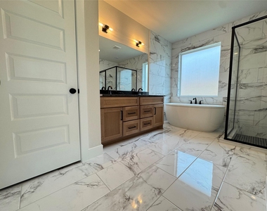 31911 Sky Ridge Lane - Photo Thumbnail 16