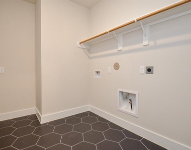 31911 Sky Ridge Lane - Photo Thumbnail 32