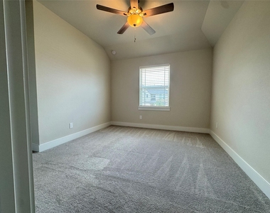 31911 Sky Ridge Lane - Photo Thumbnail 22