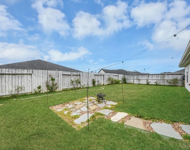 29402 Hoelzen Hollow Drive - Photo Thumbnail 38