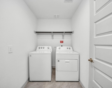 29402 Hoelzen Hollow Drive - Photo Thumbnail 18