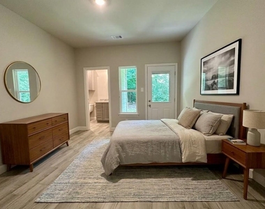 104 Turner Drive - Photo Thumbnail 21