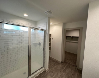 6918 Dell Vista Drive - Photo Thumbnail 10