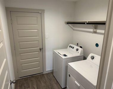 6918 Dell Vista Drive - Photo Thumbnail 13