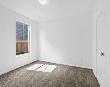6755 Cortenridge Lane - Photo Thumbnail 5