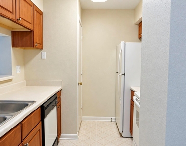 3300 Pebblebrook Drive - Photo Thumbnail 11