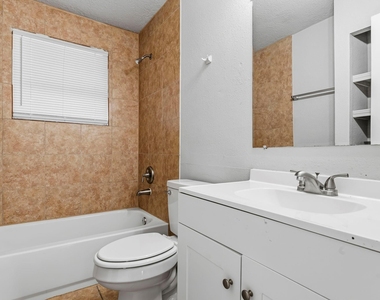 5418 Ridgeway Drive - Photo Thumbnail 12