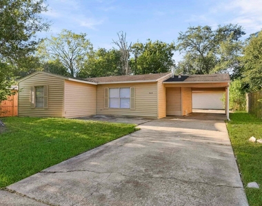 5418 Ridgeway Drive - Photo Thumbnail 1