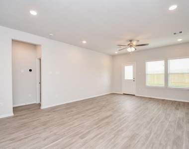 5818 Fresh View Court - Photo Thumbnail 6