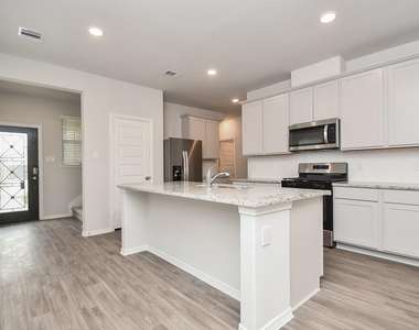 5818 Fresh View Court - Photo Thumbnail 9
