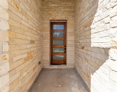 13405 Raintree Drive - Photo Thumbnail 11