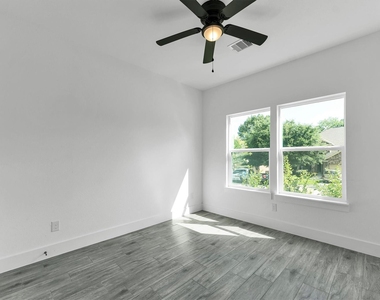 13405 Raintree Drive - Photo Thumbnail 27