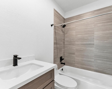 13405 Raintree Drive - Photo Thumbnail 33