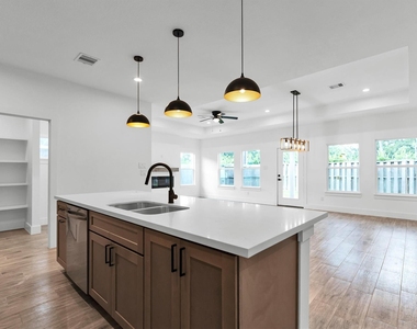 13405 Raintree Drive - Photo Thumbnail 24