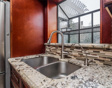 8602 Oakford Drive - Photo Thumbnail 8