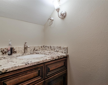 8602 Oakford Drive - Photo Thumbnail 26
