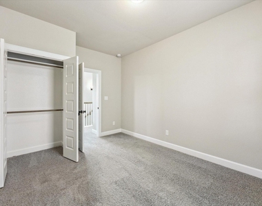 5617 Iris Harvest Drive - Photo Thumbnail 7