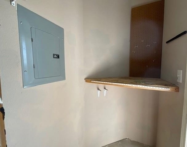 12800 Melville - Photo Thumbnail 42