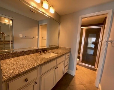 12800 Melville - Photo Thumbnail 18