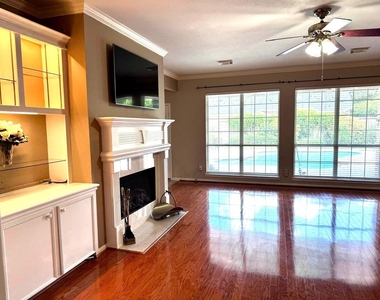 22902 Greenrush Drive - Photo Thumbnail 9