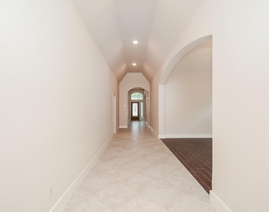 2511 Mountain Sage Drive - Photo Thumbnail 6