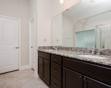 2511 Mountain Sage Drive - Photo Thumbnail 32