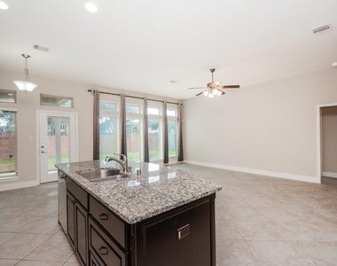2511 Mountain Sage Drive - Photo Thumbnail 14
