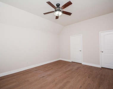 2511 Mountain Sage Drive - Photo Thumbnail 29