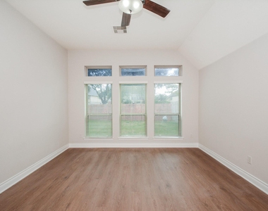 2511 Mountain Sage Drive - Photo Thumbnail 25