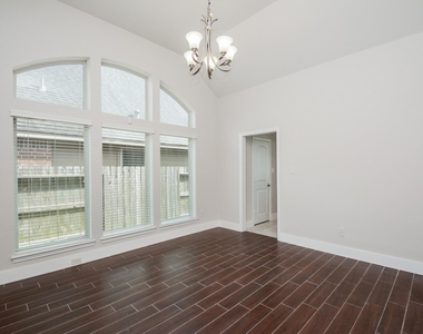 2511 Mountain Sage Drive - Photo Thumbnail 8