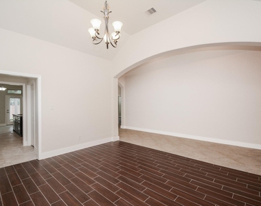 2511 Mountain Sage Drive - Photo Thumbnail 9