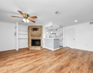 250 El Dorado Boulevard - Photo Thumbnail 13